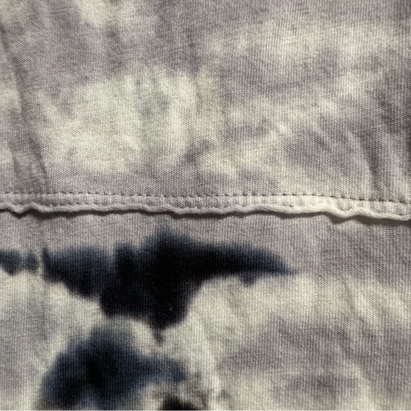 Calvin Klein Performance Tie Dye Top Size Large - Picture 3 of 7
